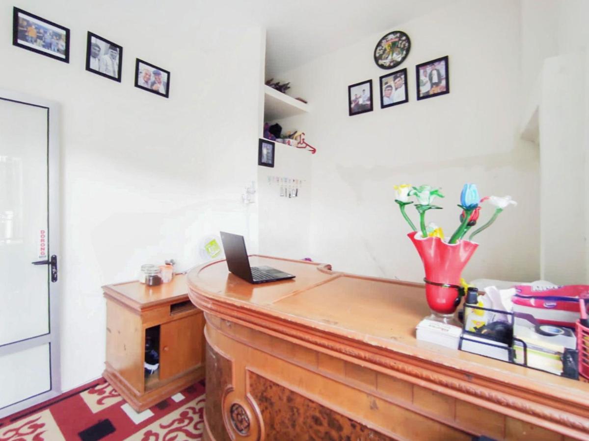 Reddoorz Syariah Near Pasar Aur Kuning Bukittinggi Exterior foto