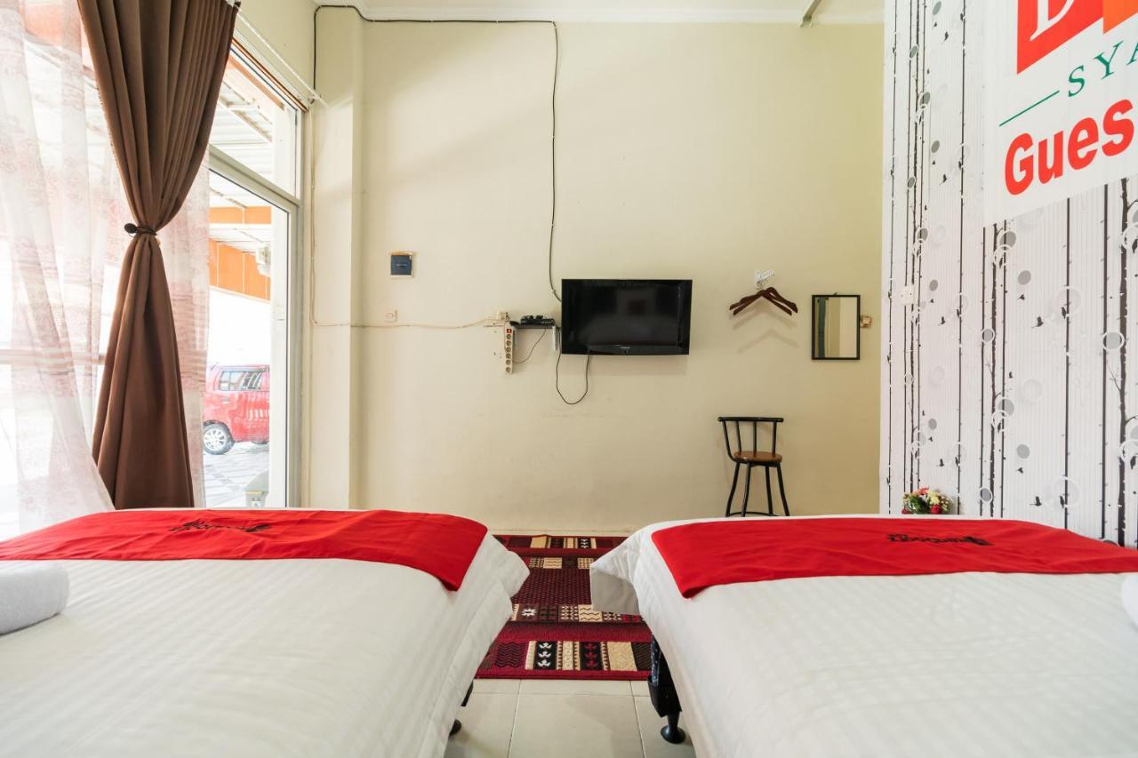 Reddoorz Syariah Near Pasar Aur Kuning Bukittinggi Exterior foto