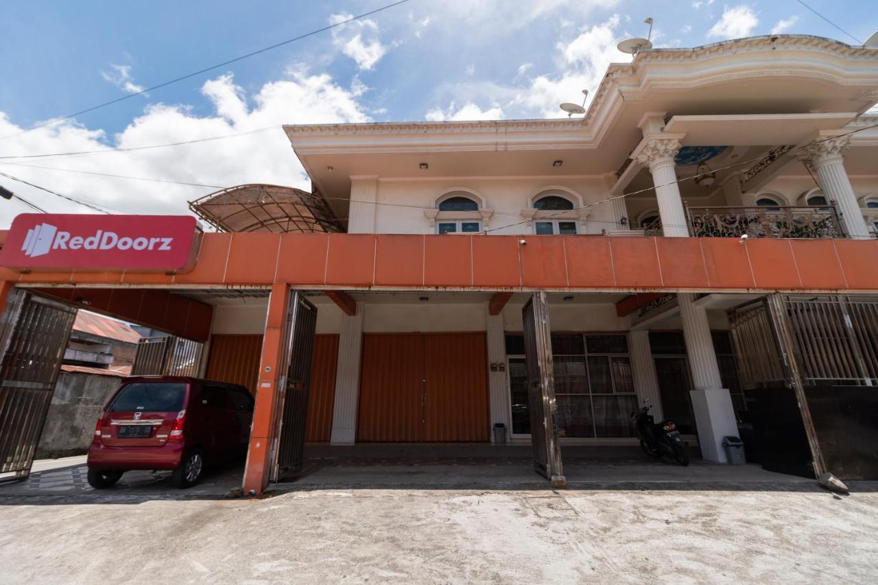 Reddoorz Syariah Near Pasar Aur Kuning Bukittinggi Exterior foto